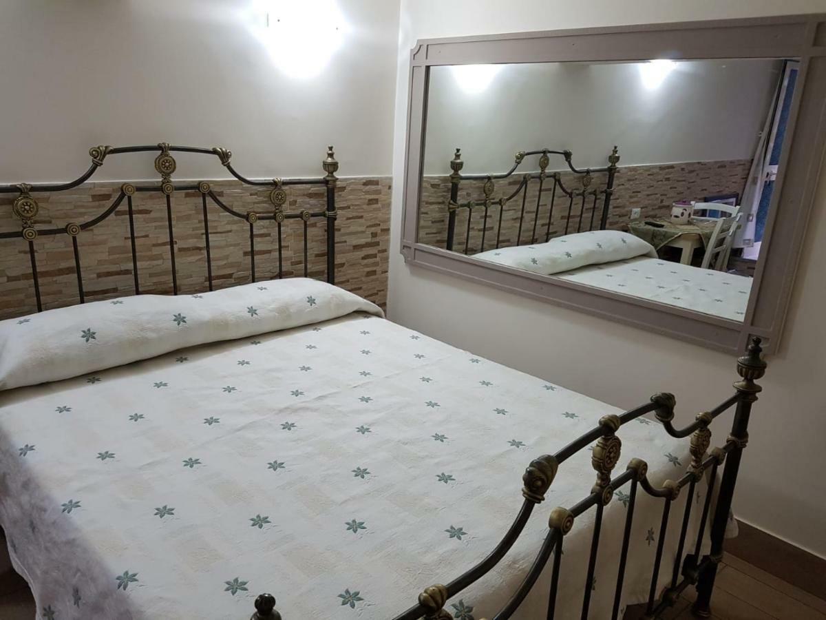 Stazione Marinuzzi Villa Palermo Buitenkant foto