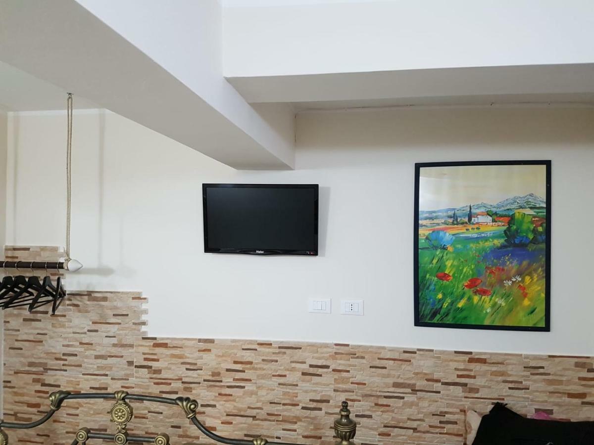 Stazione Marinuzzi Villa Palermo Buitenkant foto