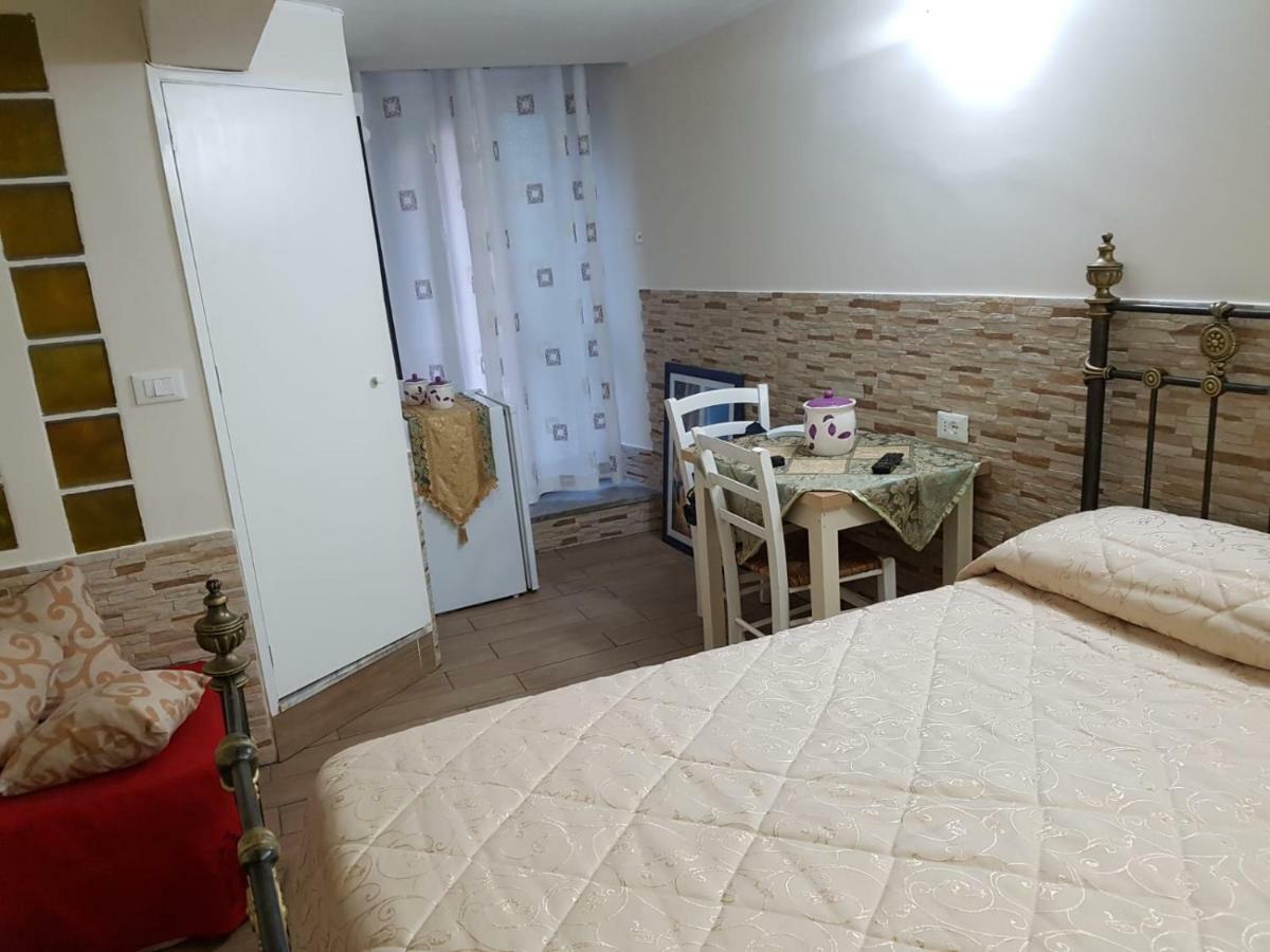 Stazione Marinuzzi Villa Palermo Buitenkant foto