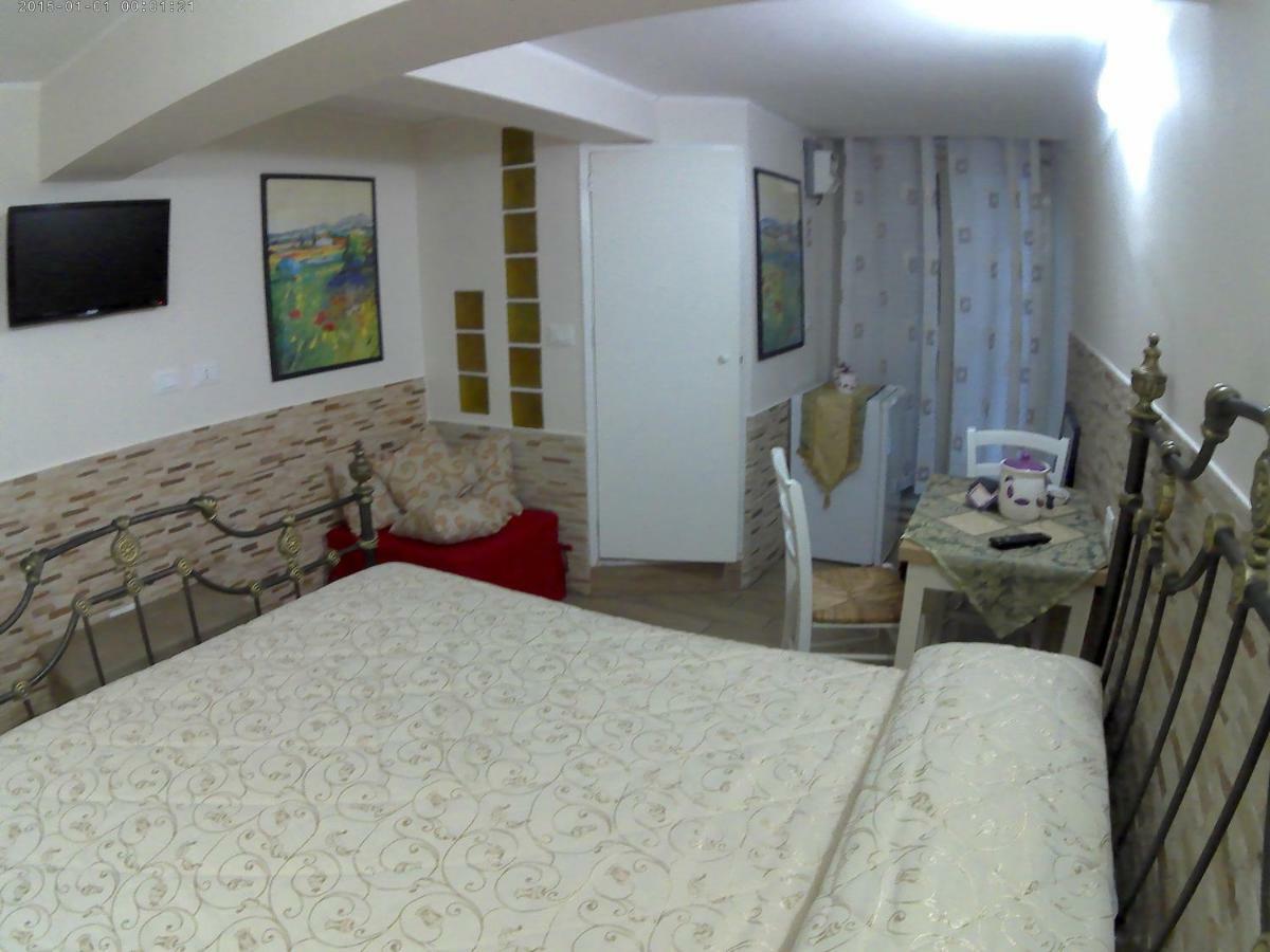 Stazione Marinuzzi Villa Palermo Buitenkant foto